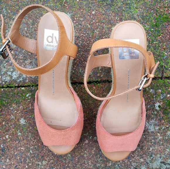 Dolce Vita Sandals - Picture 2 of 5